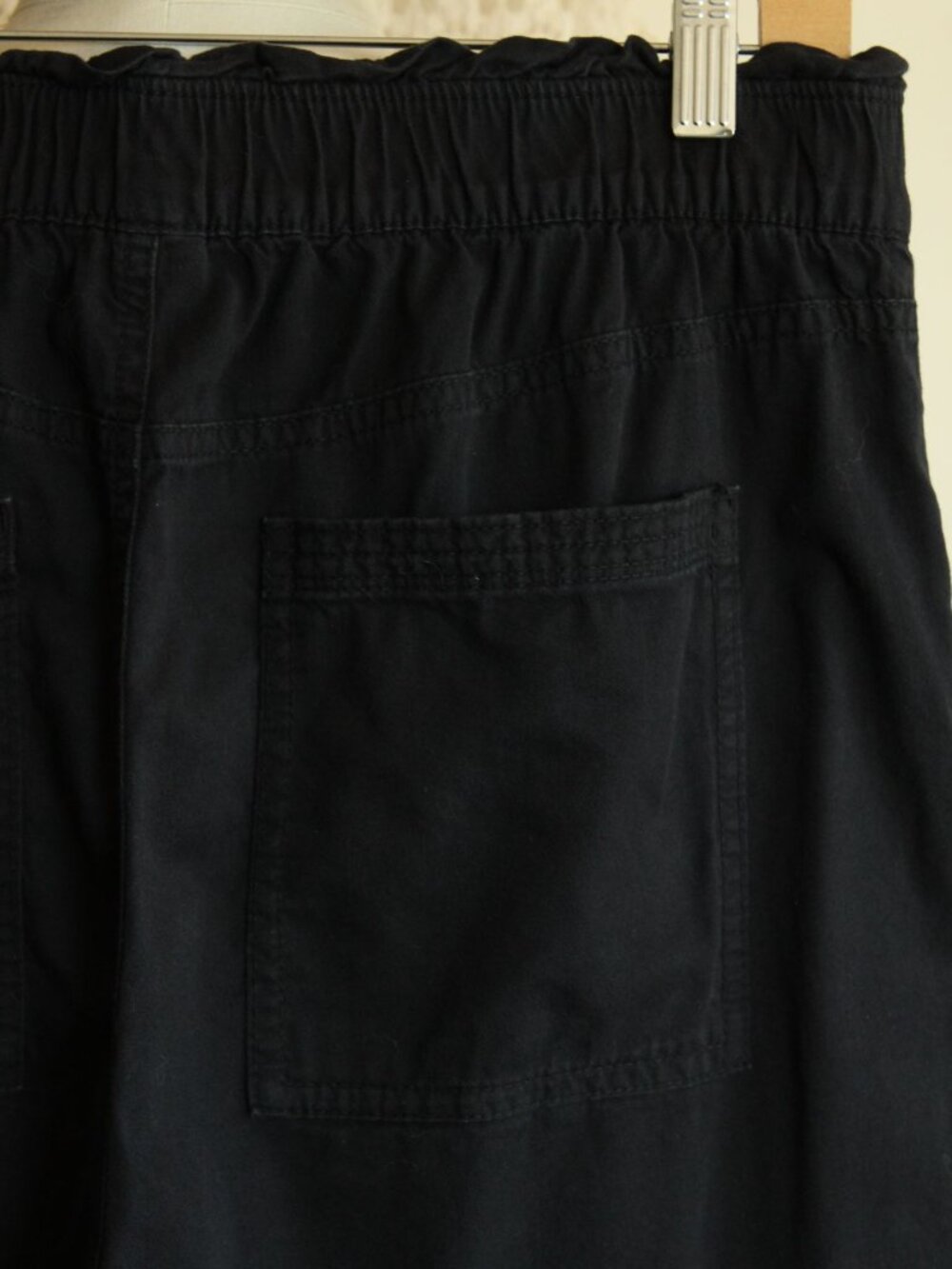 Womens Old Navy Pants,  Black Baggy Size Medium Cotton with Pockets, Elastic - Picture 12 of 14